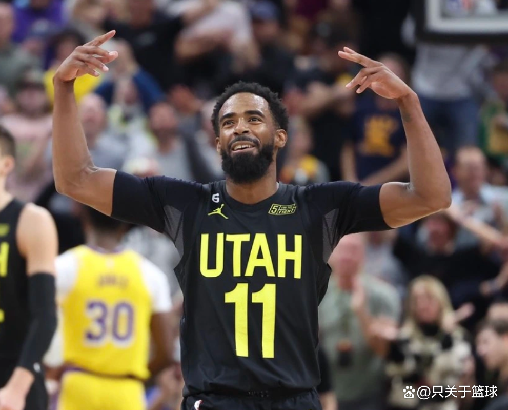 开云全站登录 -包含集结日足总杯传出新动向,犹他爵士更衣室发声,管理层表态:话题不断,球探报告显示潜力的词条