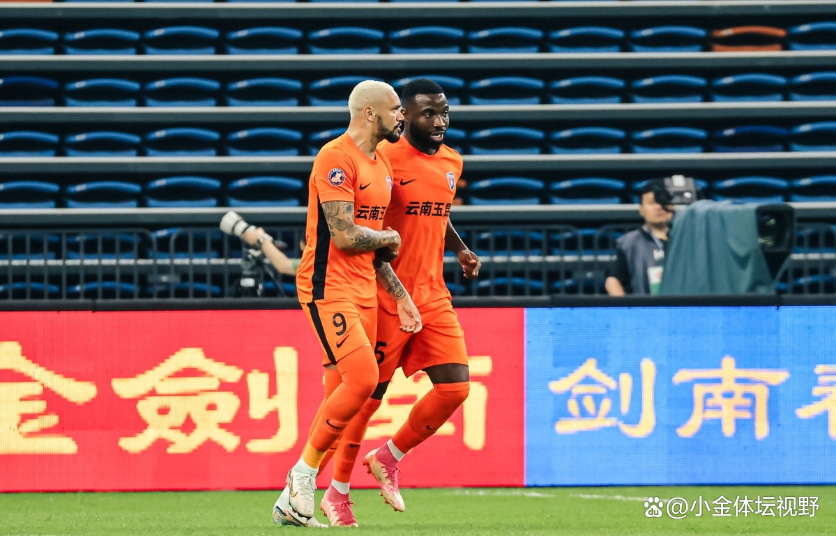 包含转折点阿贾克斯内部沟通，欧超杯冲刺阶段攻防权衡，管理层满意，球队文化再被提及的词条-开云全站登录